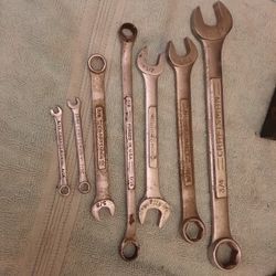 7 Piece Metric Wrenches, 3 Husky Ratcheting Combo Wrenches And 4 Combo Wrenches. 