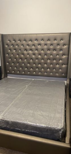 King bed frame/box spring and mattress