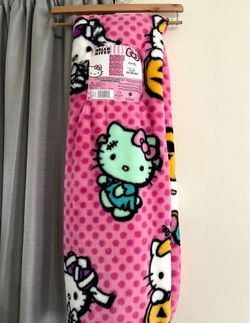 Hello Kitty Halloween Blanket