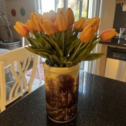 Flower  Ase And Plastic Flowers
