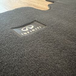 Floor Mats-INFINITI QX-80 (New)