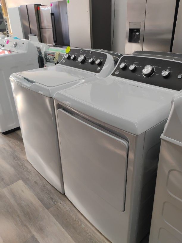 BRAND NEW OPEN BOX GE DEEP FILL WASHER & ELECTRIC DRYER ! 1 YR MANUFACTURES WARRANTY! DELIVERY & FINANCING AVAILABLE !