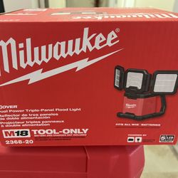 Milwaukee M18/120 New LED rover Light