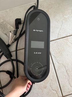 Audi e-tron 3.6 kW Portable EV Charger