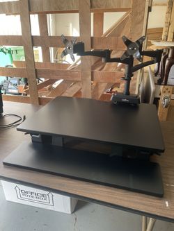 ¡Ergotron Vary Desk And Monitor Stand Arm! Both For $280 Firm  Excellent Conditions 