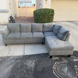 Sectional Couch 