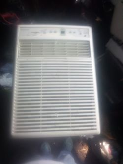 Air Conditioner Used Large Window Unit 