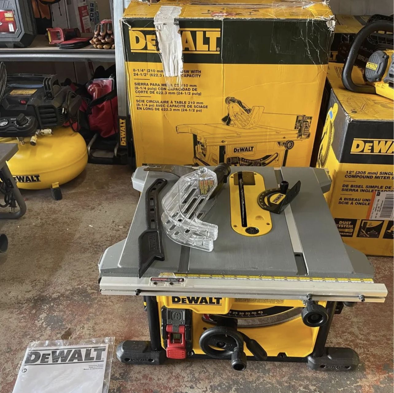 DeWALT 8-1/4” Table saw