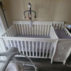 Dream On Me Jayden 4-in-1 Mini Convertible Crib And Changer With Mattress And Sheets Included