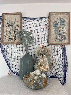 Christmas decor, seaside theme.