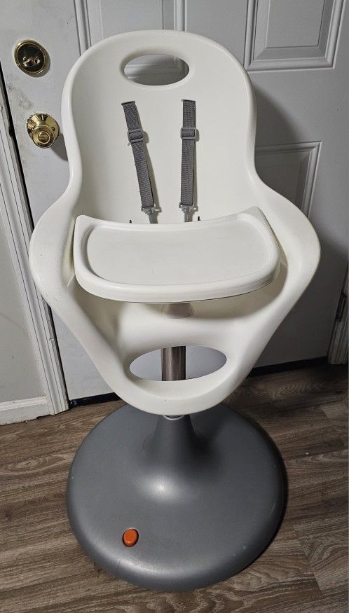Boon Feeding High Chair (Selling As Is As Show In Pictures)... $70
