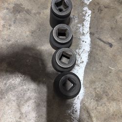 1 1/2 Drive Impact Socket Set 