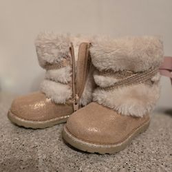 Girl boots Size 5 glitter ribbons on the back Seychelles 