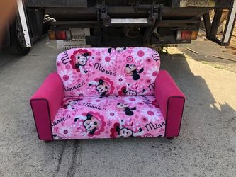 Minnie Mouse girls loveseat (fits 2)