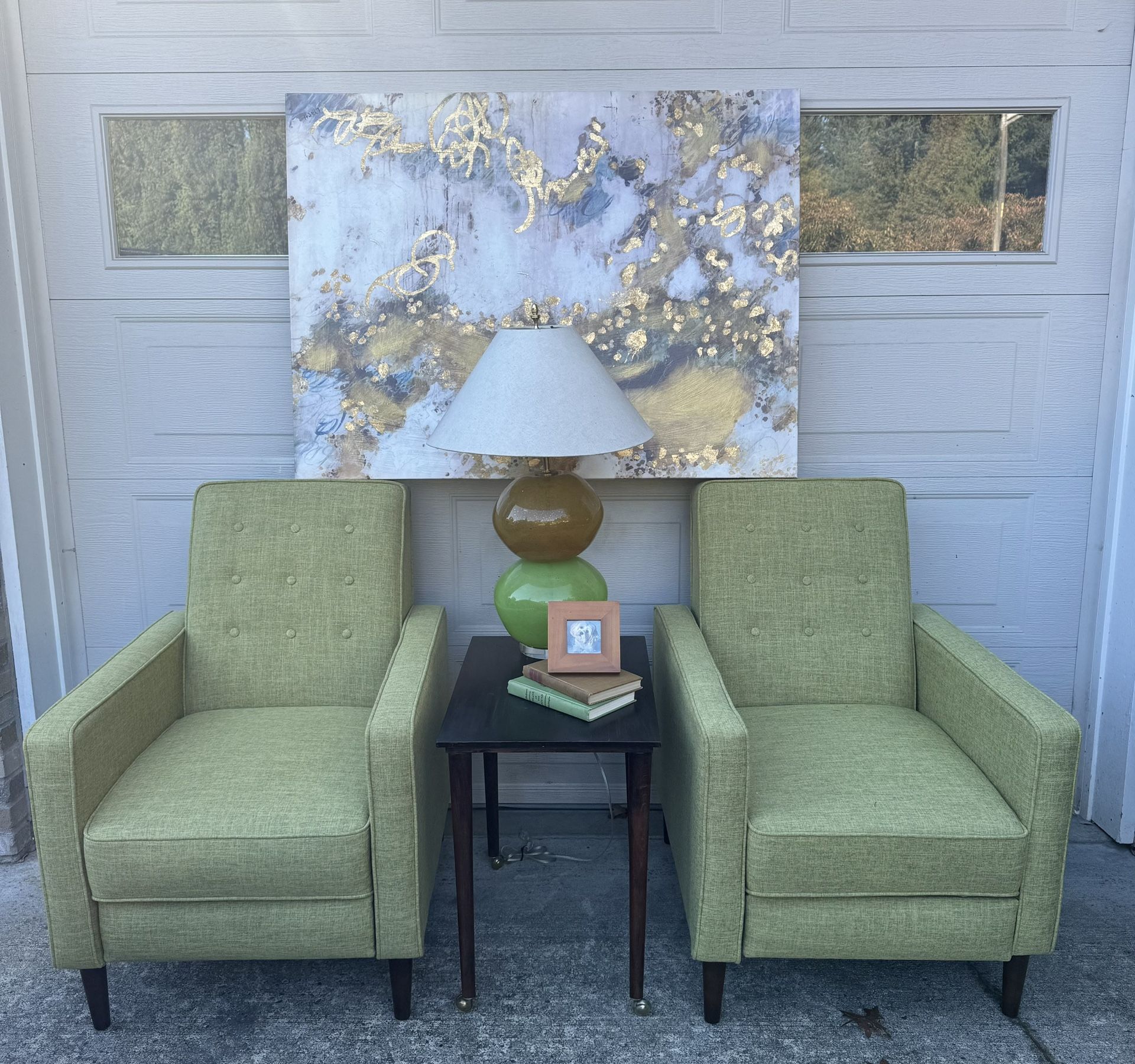 Matching Recliners!