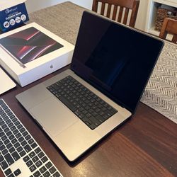 MacBook Pro 16”, 1TB 2023 M2 Pro w/Magic Mouse & Keyboard