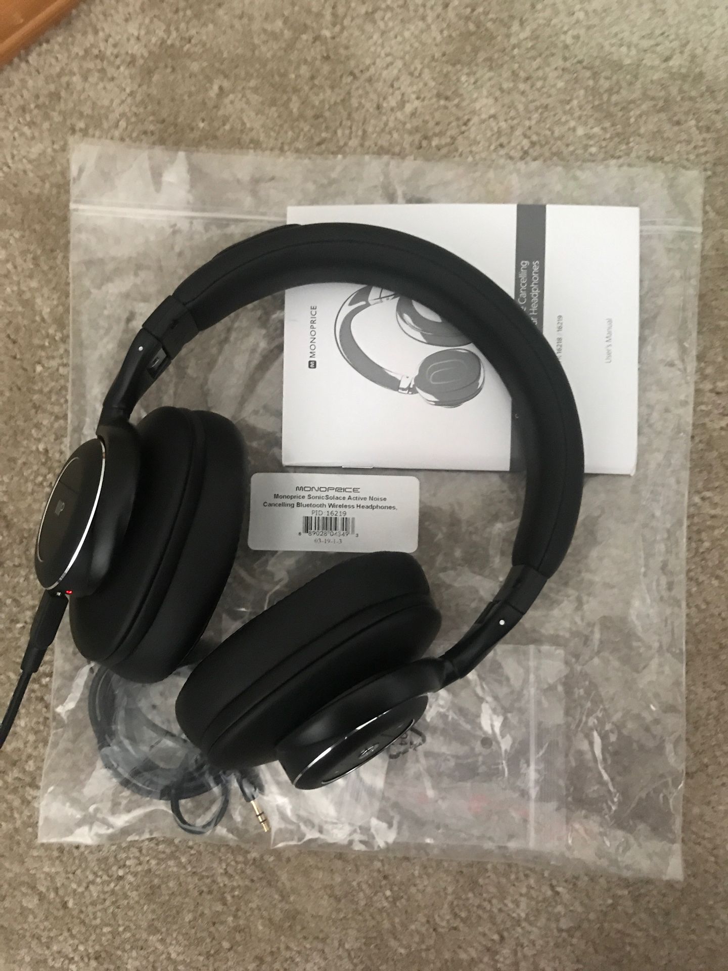 Monoprice Bluetooth headphones