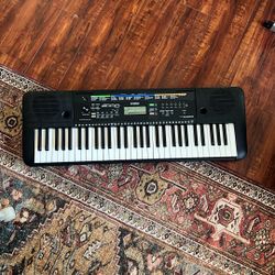 Yamaha Electric Keyboard