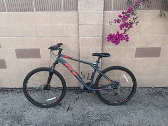 GT Aggressor Pro MTB Mountain Bike