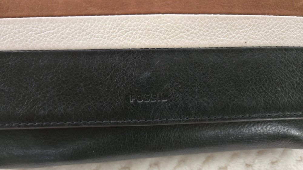 Fossil Wallet