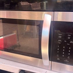 LG Microwave 