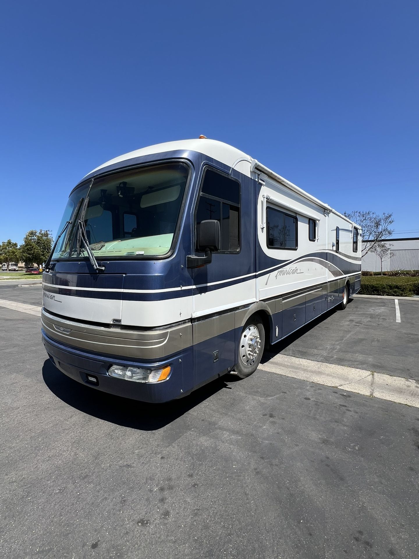 American Tradition Diesel 40 Foot Rv