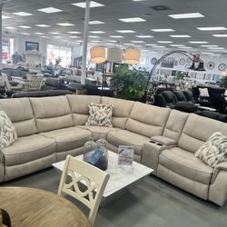 MODULAR SECTIONAL MANUAL RECLINER REG PRICE$2799