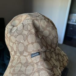  2 Coach Women's Signature C Jacquard Bucket hats 