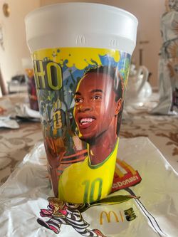 🔥🔥🔥McDonald’s FIFA WORLD CUP COLLECTION RONALDINHO FOR SANTI TRADE🔥🔥🔥