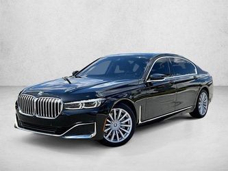 2022 BMW 740