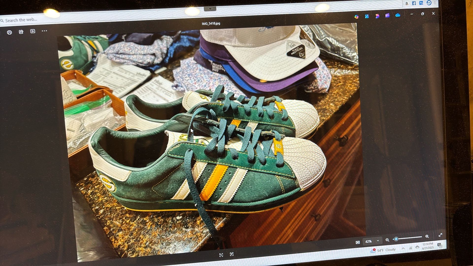 Seattle Supersonics Size 12 Shoes