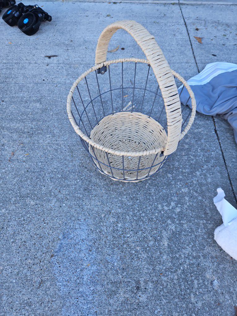 Basket 