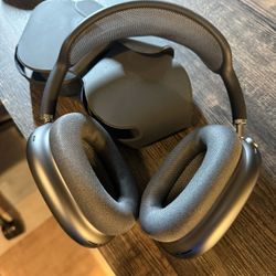 Apple AirPods Max