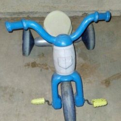Kids' Tricycle