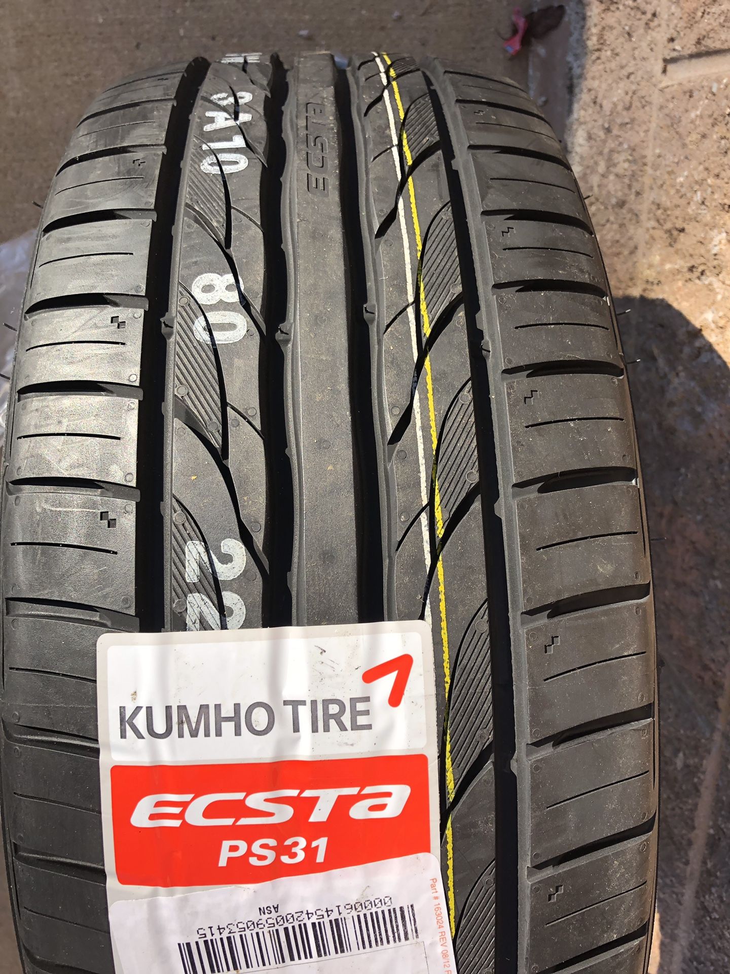 Kumho Ecsta PS31 P225/45R 18