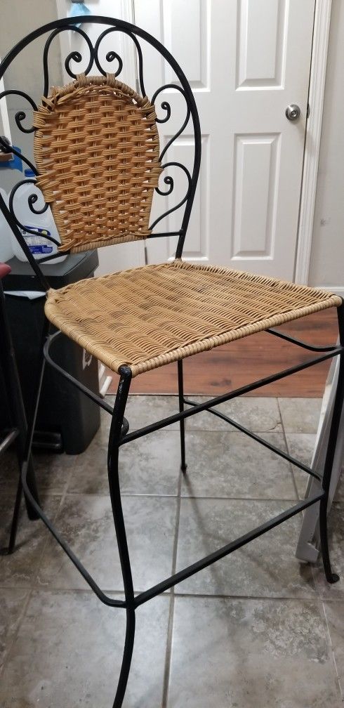 2 Chairs