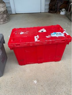 Storage containers