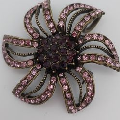 Gorgeous Vintage Brooch/ Pendant Costume Jewelry (No Markings)