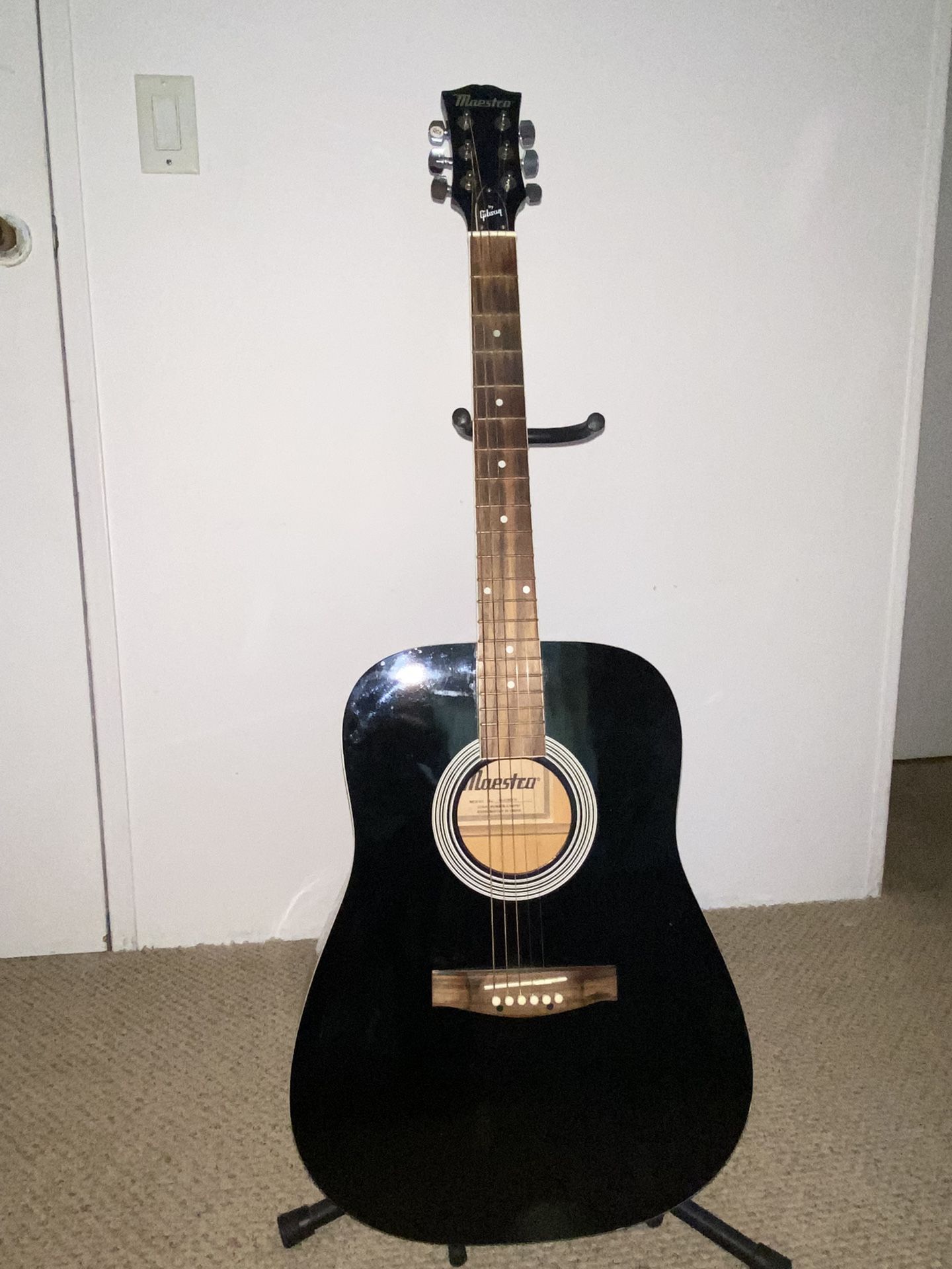 Black Maestro Acoustic Guitar