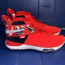 Nike Air Zoom Unvrs Flyease