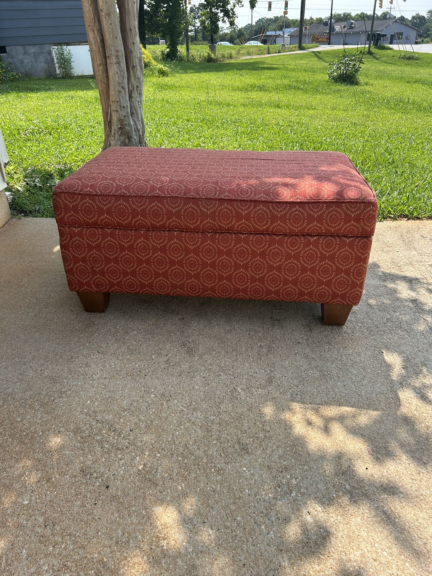 Storage Ottoman