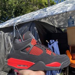 Jordan 4 Red Thunder