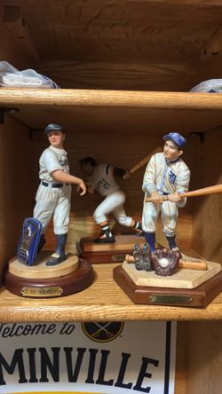 Baseball figurines