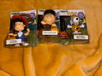 Peanuts Halloween figures