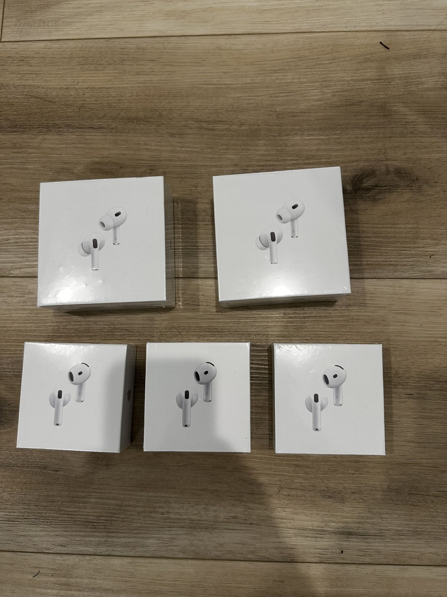 Airpods 2nd and 4th generation
