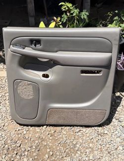 Yukon Denali Xl right rear door panel