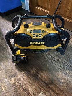 Dewalt radio /charger (includes battery )
