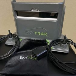 Skytrak Plus Golf ST+ Launch Monitor Simulator Excellent Condition