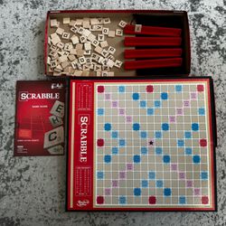 Scrabble!! A Classic Family Board Game Favorite 🤩 