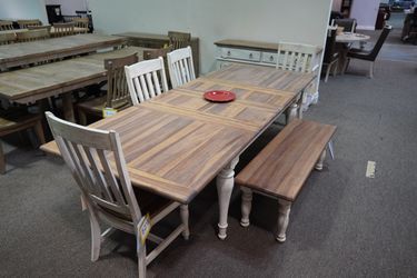 Napa Belmont Rectangle Leg Dining Table